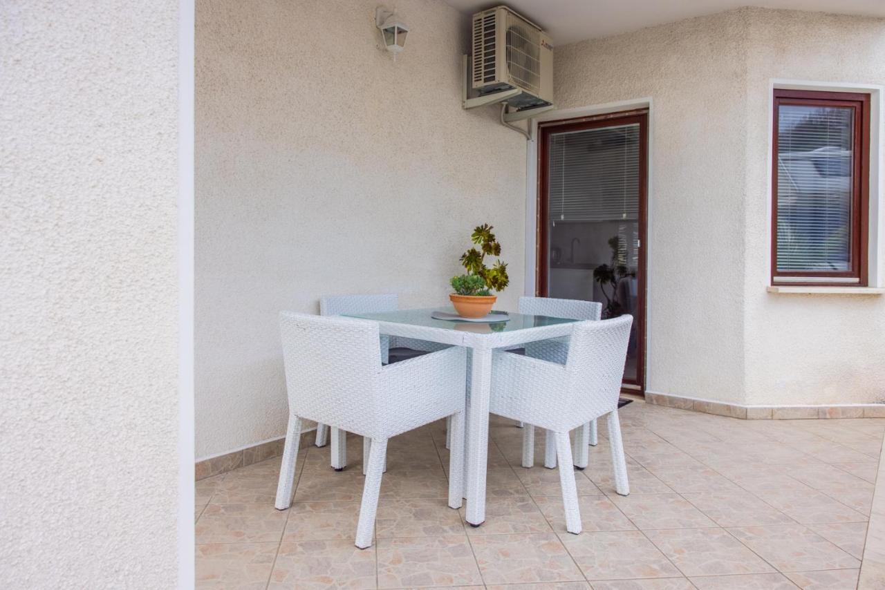 Apartments Milok Secovlje Exterior photo